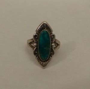 Sterling Silver Ring With Green Stone Size 6